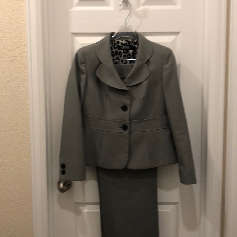 Black/ white tweed pants suit